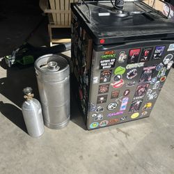 Insignia kegerator