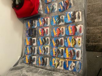 Lots of hot wheels