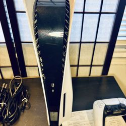 Sony PlayStation 5 Disc Console PS5 825 GB *Best Buy Geek Squad Refurbished*