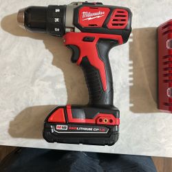 Milwaukee Drill Driver New