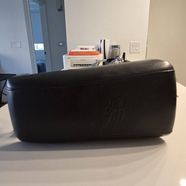 2011-2014 Ford Edge Center Console Lid Armrest Arm Rest Black Leather Red Stitch