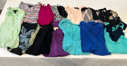 13pc women’s Blouse bundle small