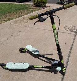 Y Fliker Scooter