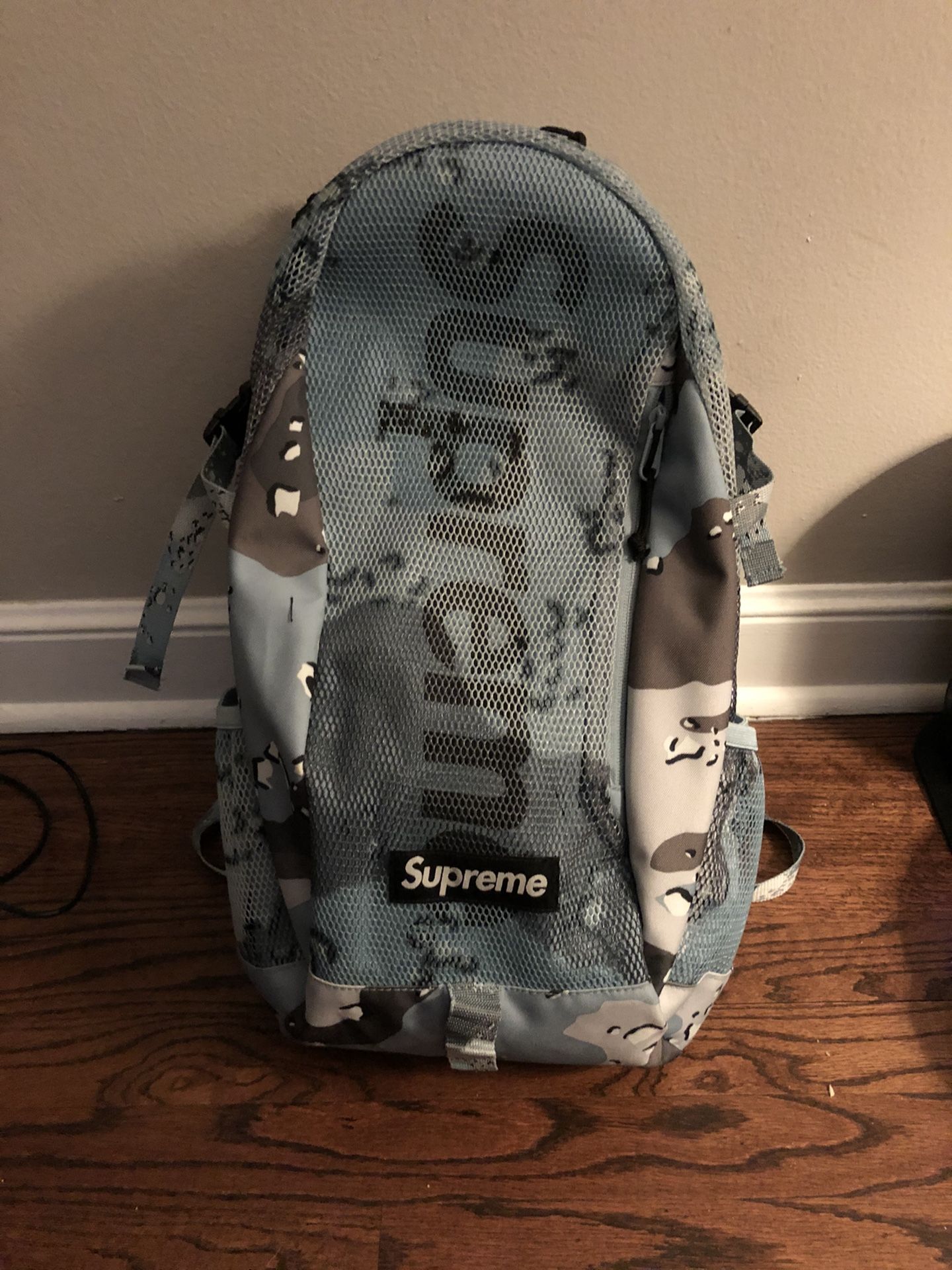 SUPREME SS20 Blue Chocolate Chip Camo Backpack, Men's Fashion, Bags,  Backpacks on Carousell