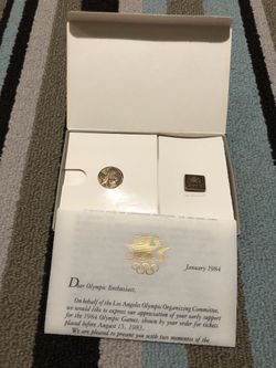 1982 Olympic Comittee Mini Coin & Pin Set