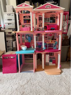 Barbie Dreamhouse 2015