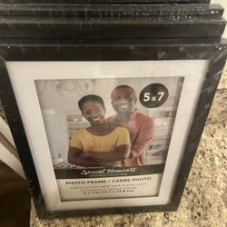 4 Picture Frames