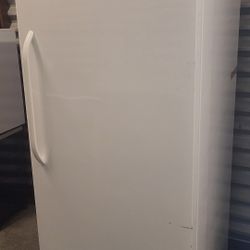 Freezer Frigidaire Upright