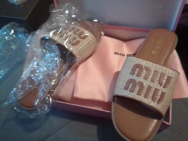 Ladies Shoes