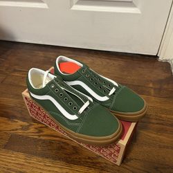 Vans Old Skool Sneakers Size 9.6 Green Gum