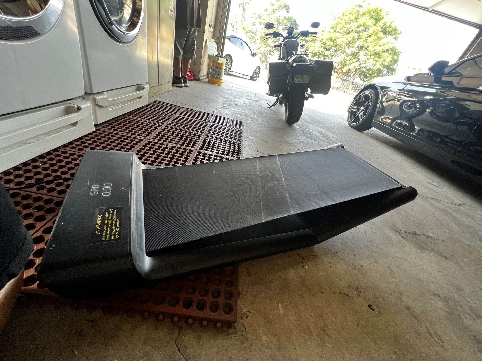 Foldable treadmill Walking Pad