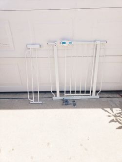 Safety Gate With Extension