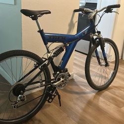 Trek full  suspension mountain bike