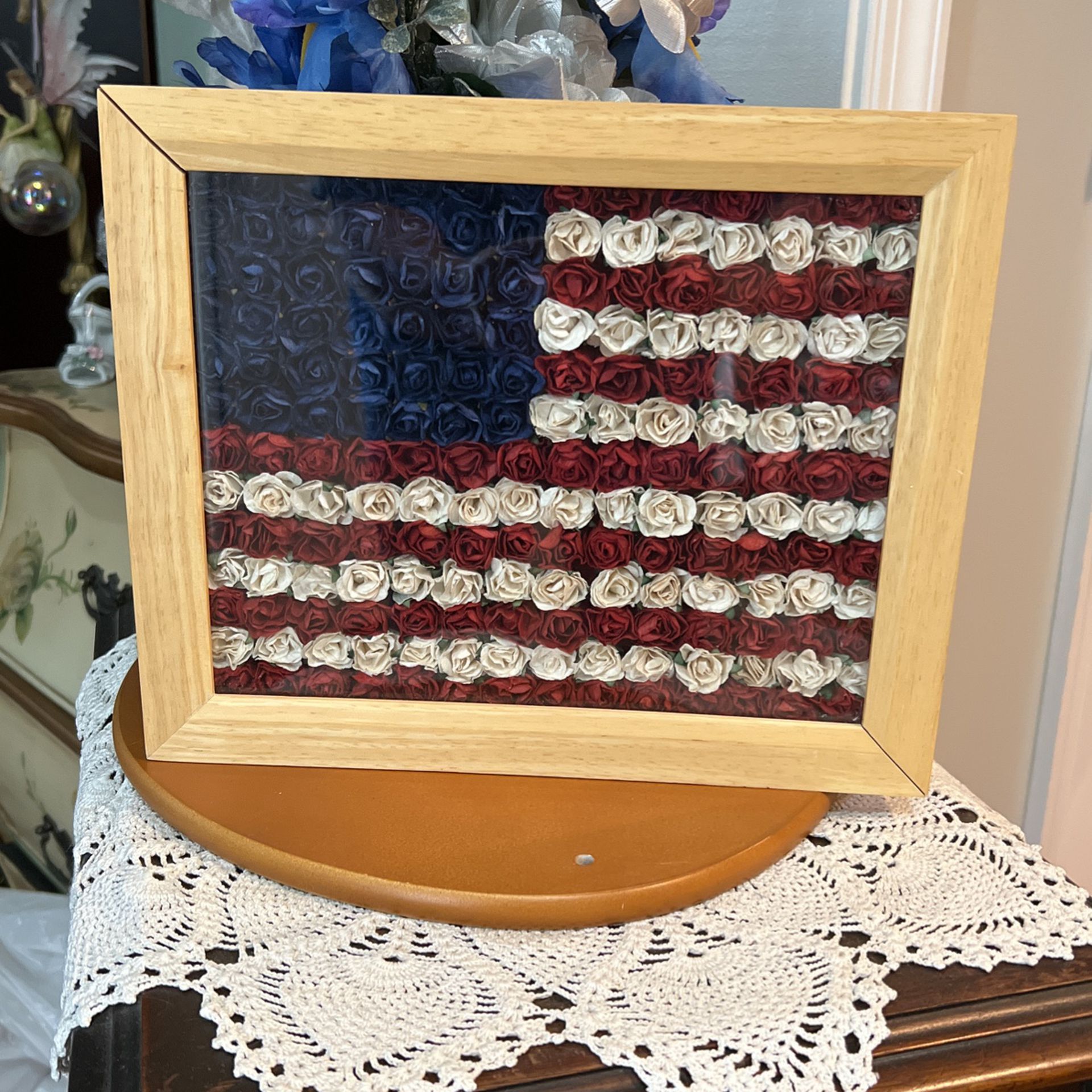 Beautiful! Framed In Silk Roses Design Of The American Flag! 