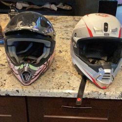 2 Helmets 35$ For both