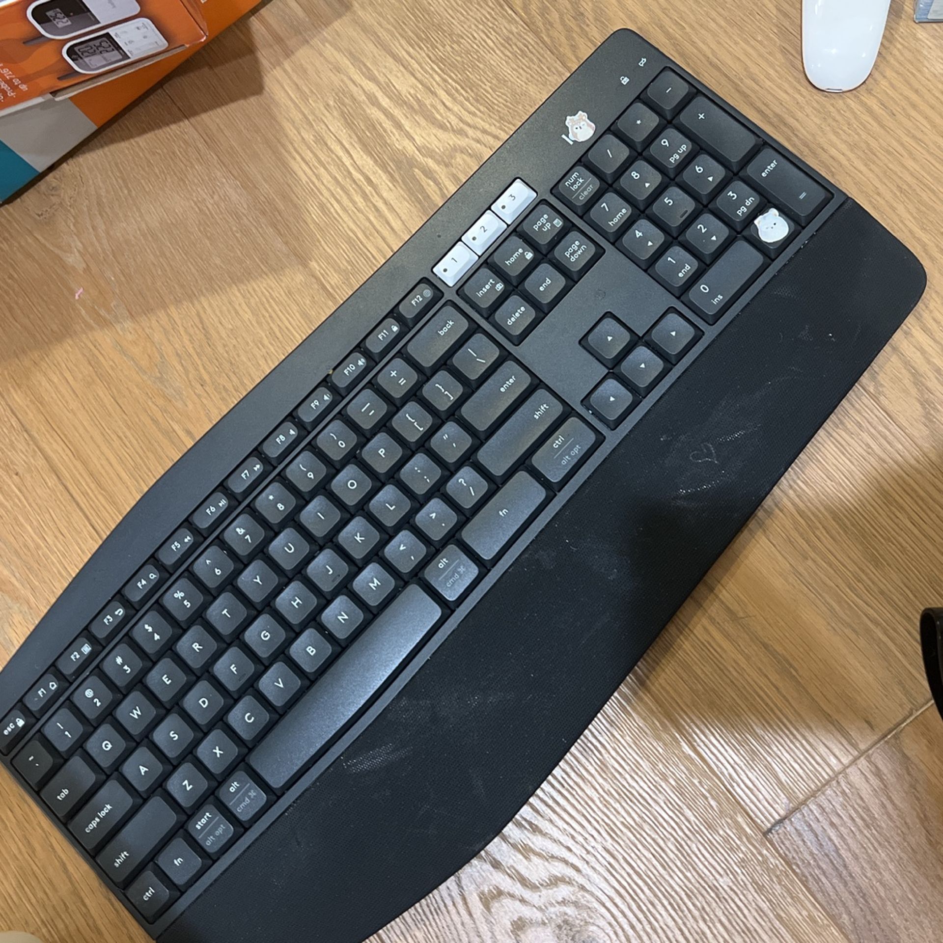 Keyboard