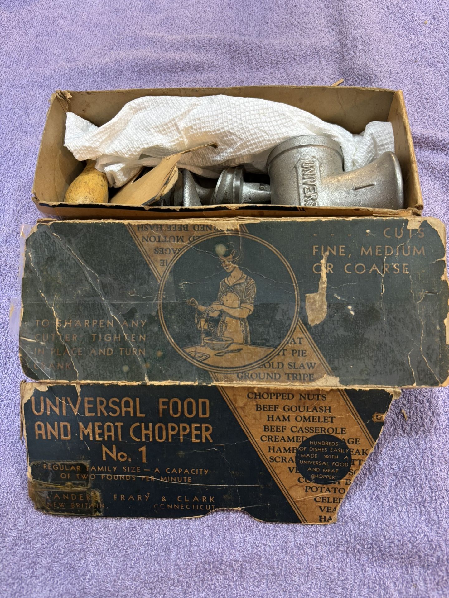 Vintage Universal Food And Meat Chopper No .1 With Box