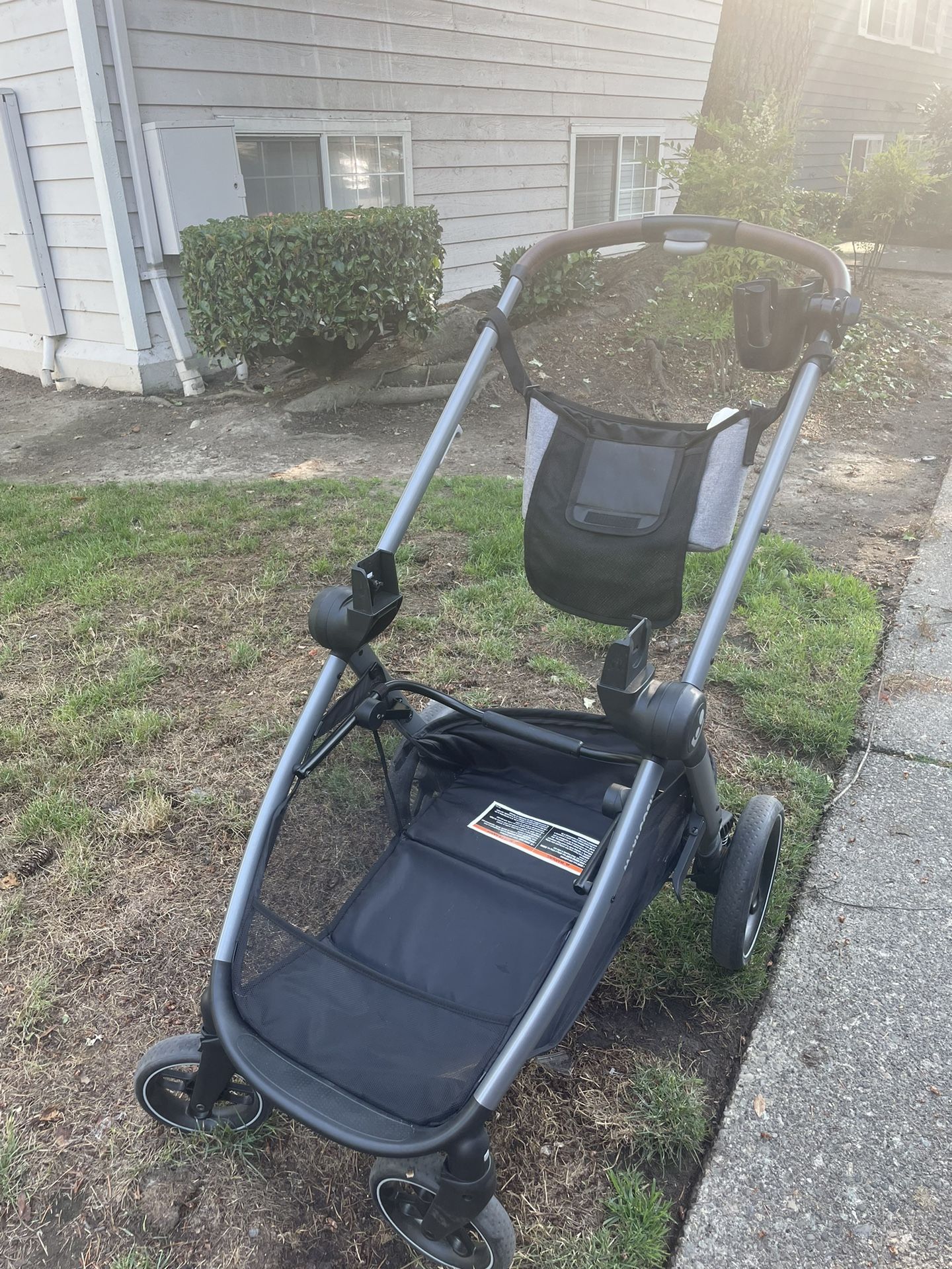 Maxi Cosi Stroller & Car Seat & Base