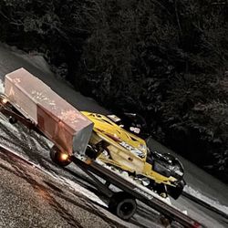 1998 Mxz 500 Liquid Cooled With a Trailer