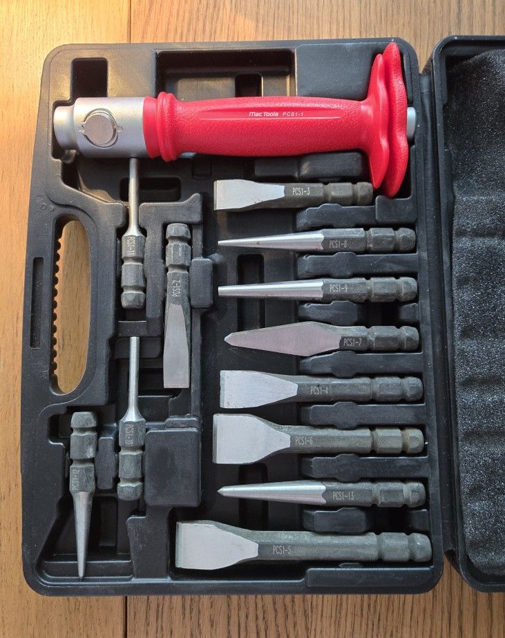 Mac Tools - PCS1-1 Interchangeable Bit Punch & Chisel Handle with 12 Punches/Chisels