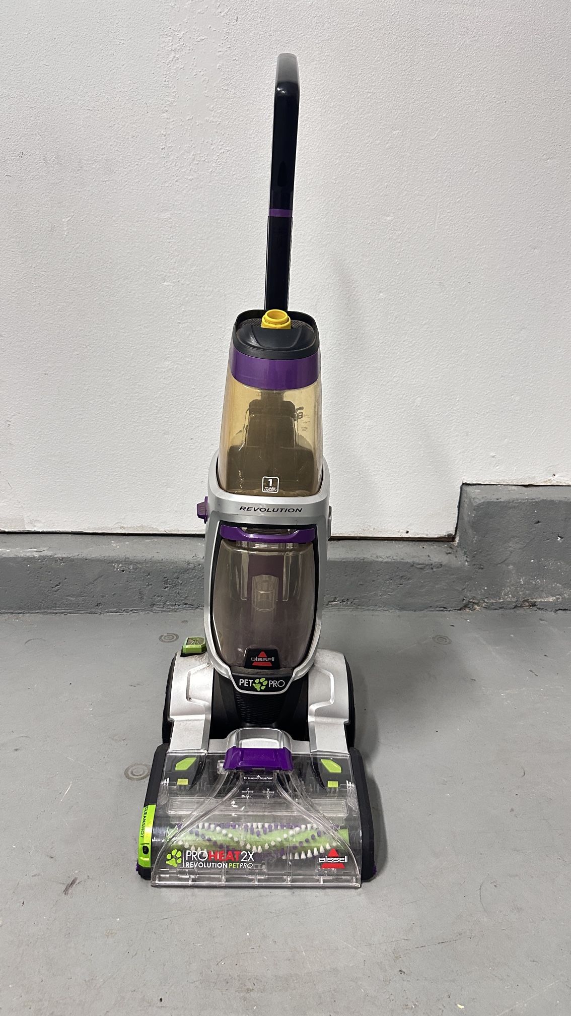 Bissell Proheat 2X Revolution Pet Pro Full-Size Carpet Cleaner, 1986
