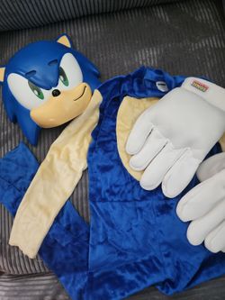 Sonic costume childrens size small