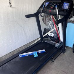 Horizon Treadmill 