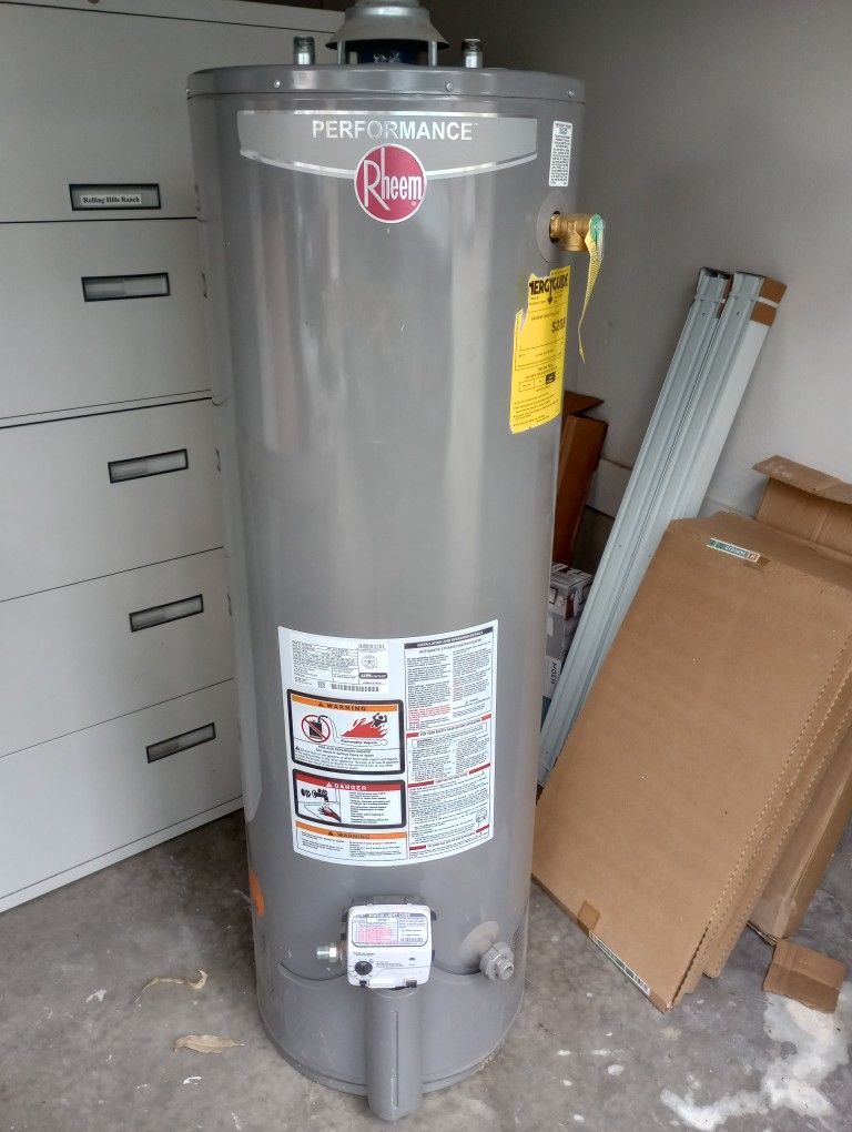 40 Gallon Rheem Gas Water Heater