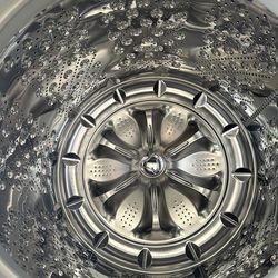 LG extra large capacity washer (works good) delivery for a fee