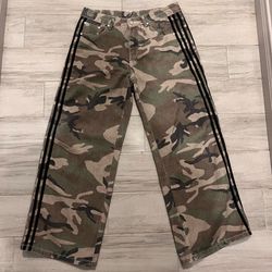 Vintage y2k camo pants