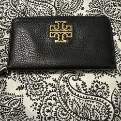 Tory Burch Large Zip Wallet