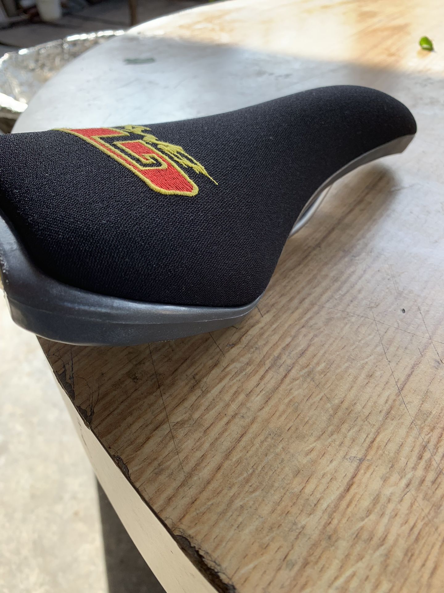 GT speed series seats old school bmx mid school bmx bike
