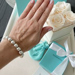 Tiffany & Co. Black Onyx Sterling Silver Bracelet 10 mm Sz 8” in Tiffany Box