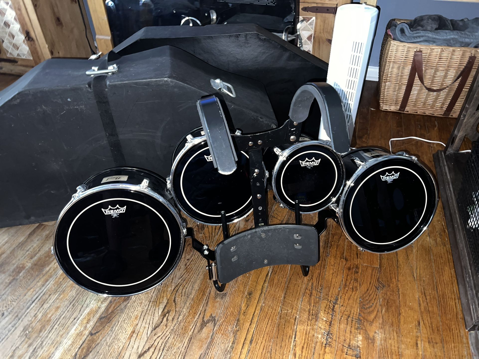 Black Pearl Quad Drums /percussion Set + accessories(WILLING TO