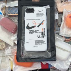 iPhone Se Case White .