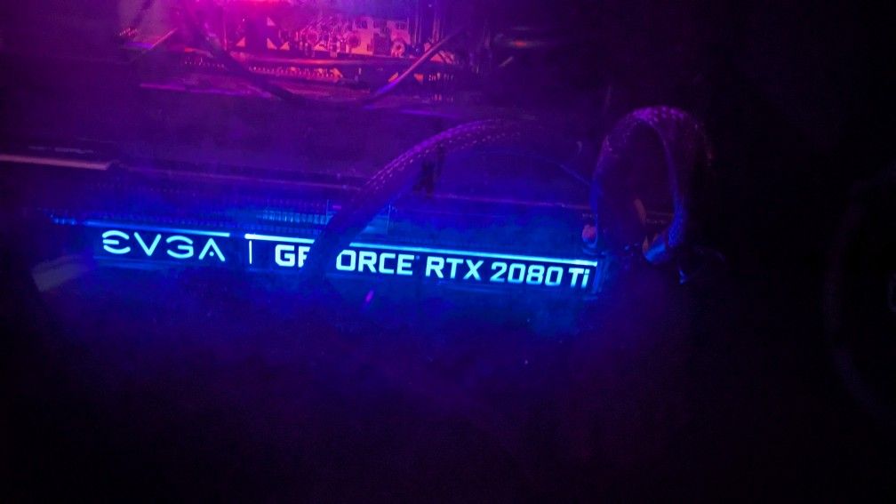 EV3A 2080 Ti 11Gb VRam