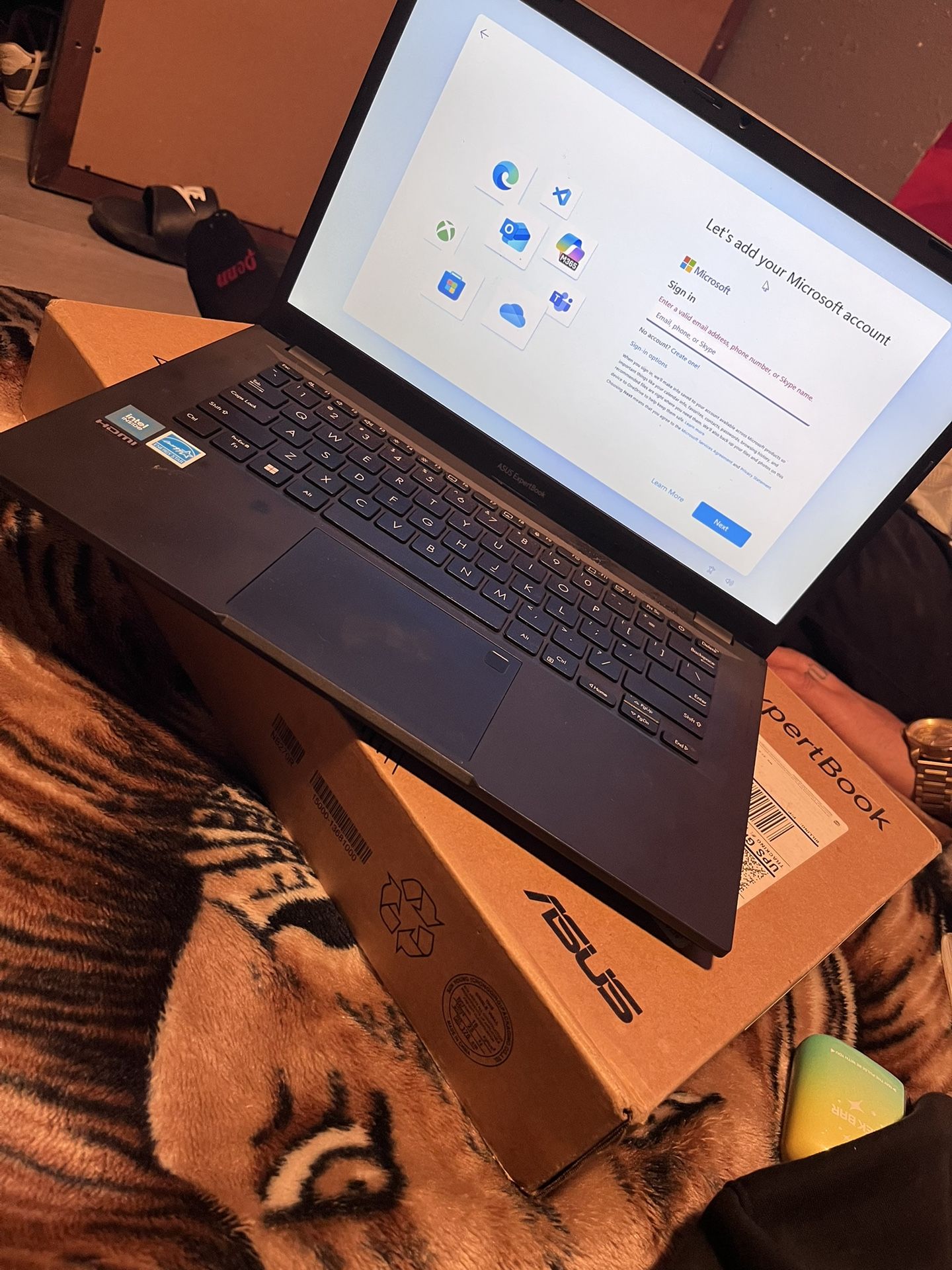 Asus expertbook