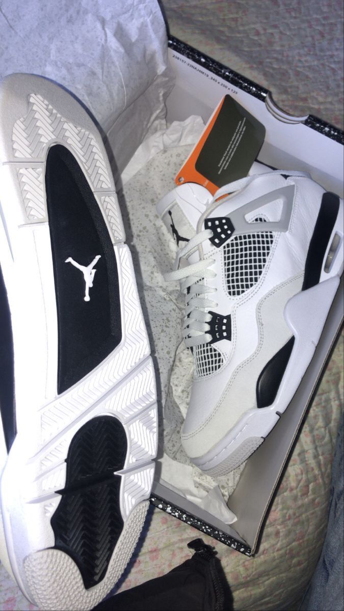 Jordan 4 Retros
