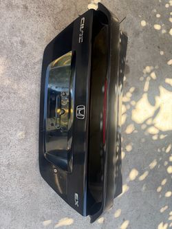 01-05 Honda Civic EX Trunk Lid Black with Oem civic spoiler