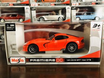 Maisto Premiere DC Edition 1:24 2013 SRT Viper GTS