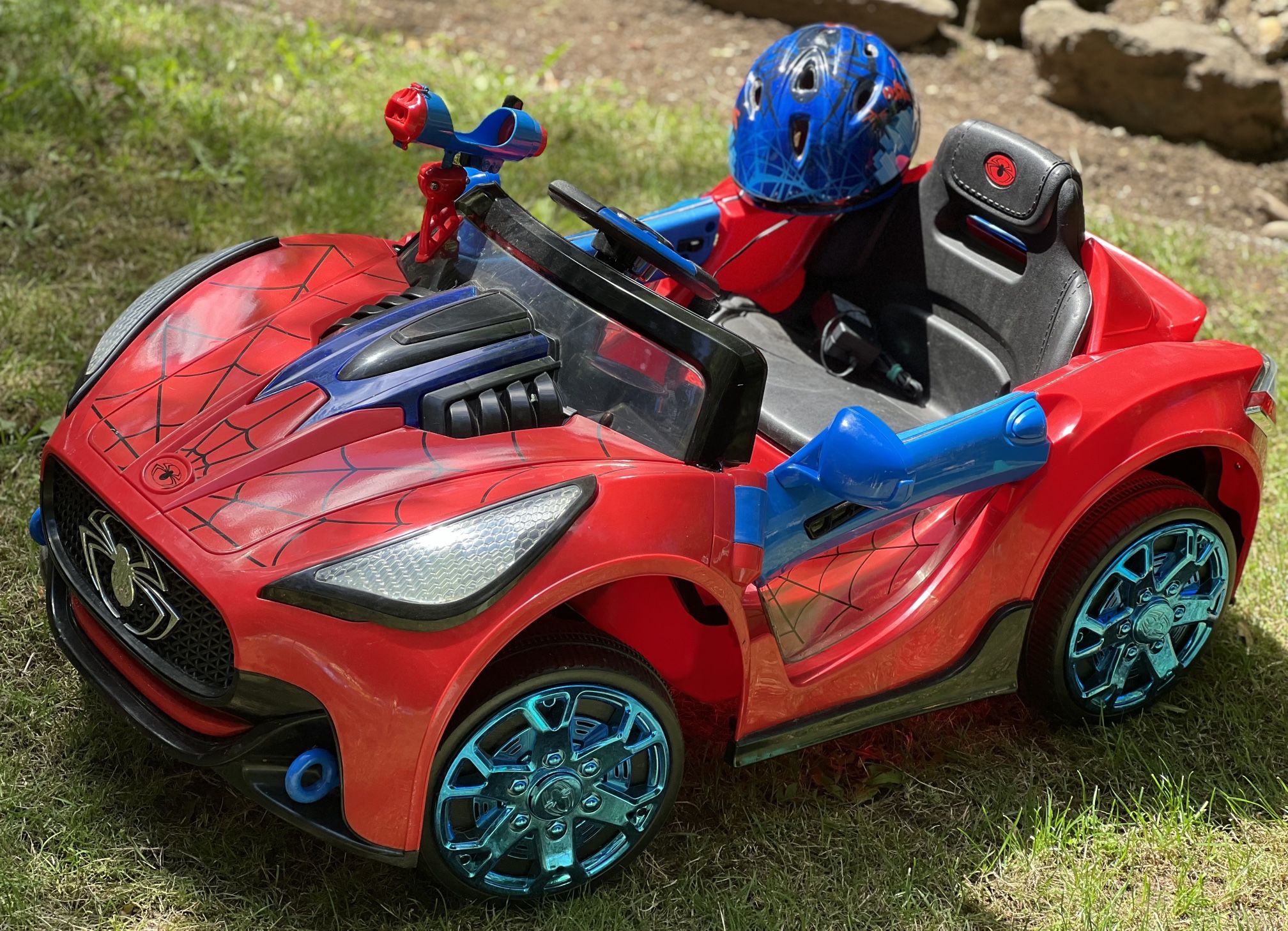 Spider-Man 6-Volt Unisex Kids Ride-on Car For Age 3-6 Years