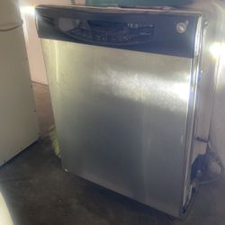 Dishwasher General Motor Good Condition