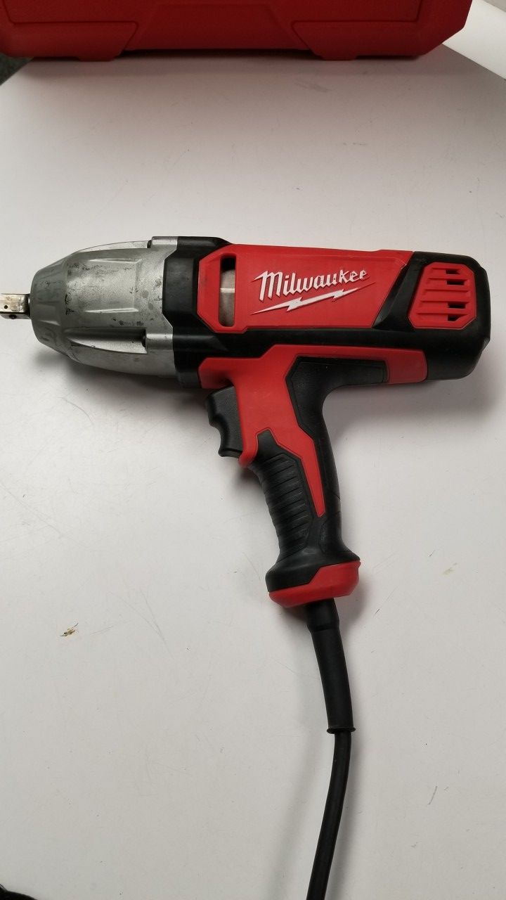 Milwaukee corded 1/2" impact wrench