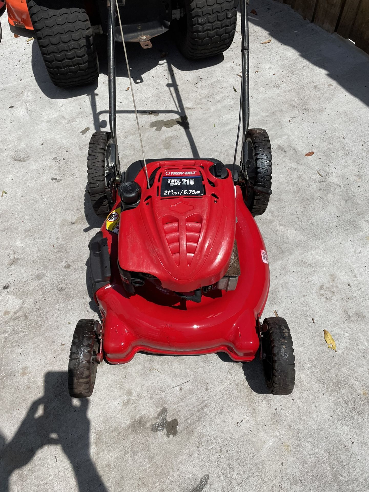 Troybilt Big Wheel Push Lawn Mower READ DESCRIPTION for Sale in New Prt Rchy, FL - OfferUp