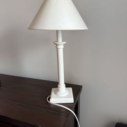 Basic White Lamp