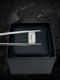 3.03 Carat emerald shape lab-grown certified diamond 💎