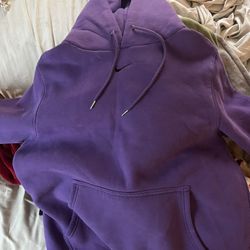 Purple men’s Nike hoodie 
