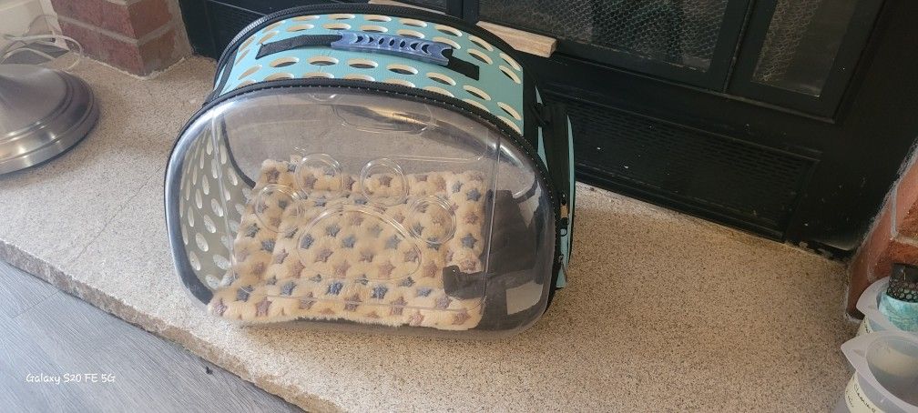 Pet Carrier