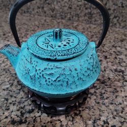 Cast Iron Chinese Tea Pot