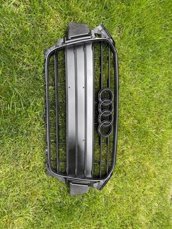 Audi A4 grill